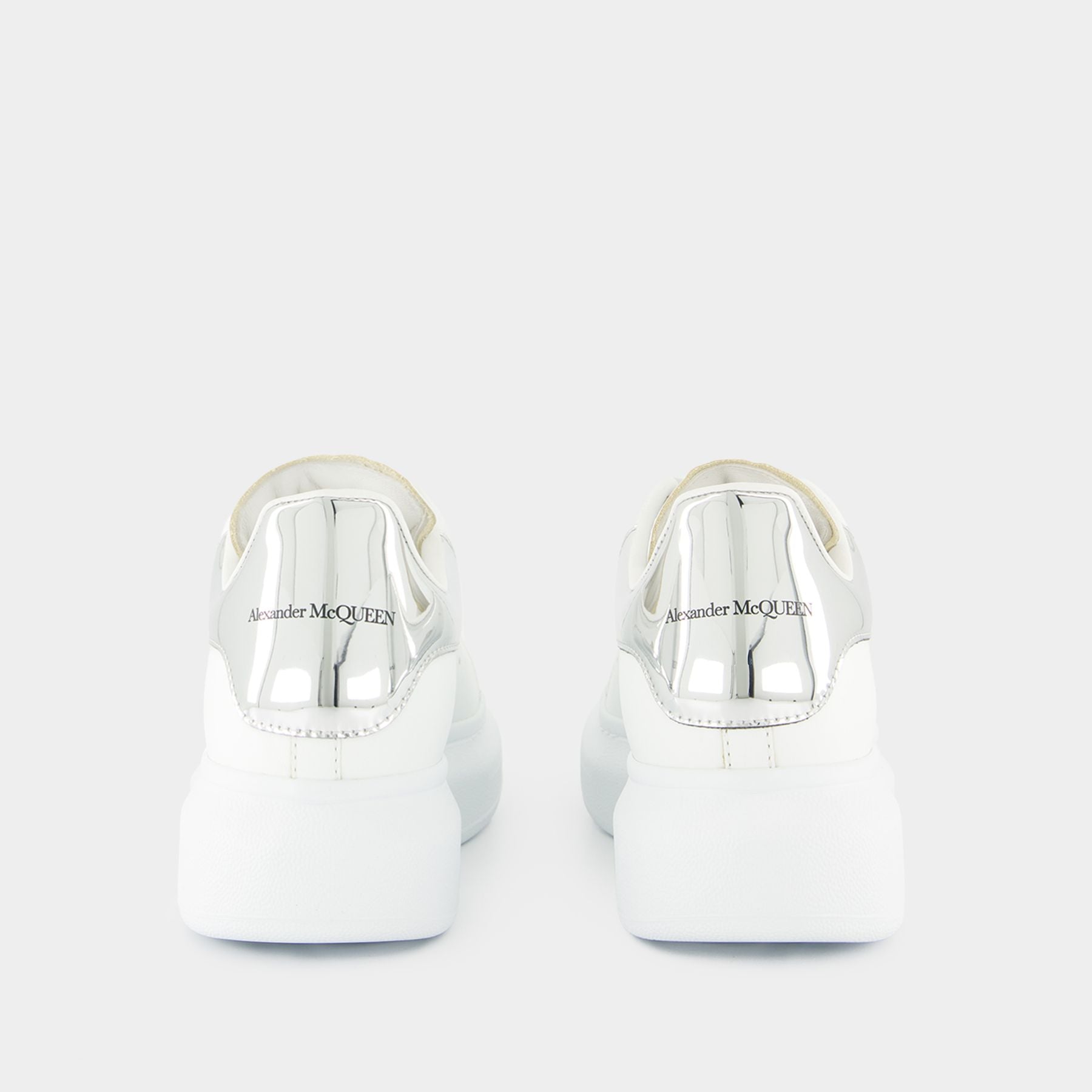 Sneakers Oversized - Alexander McQueen - Leather - White