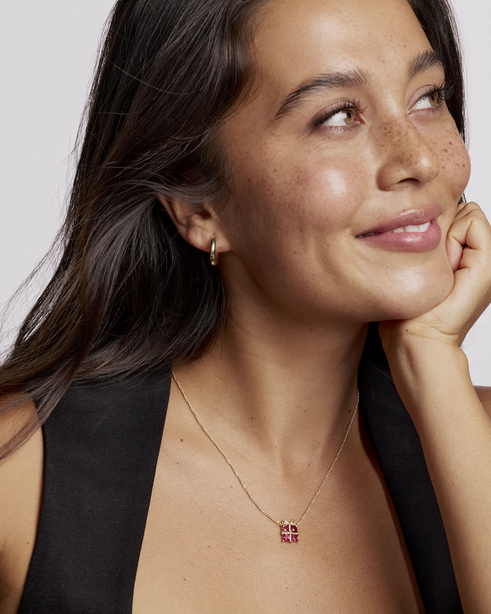 Present Gold Short Pendant Necklace